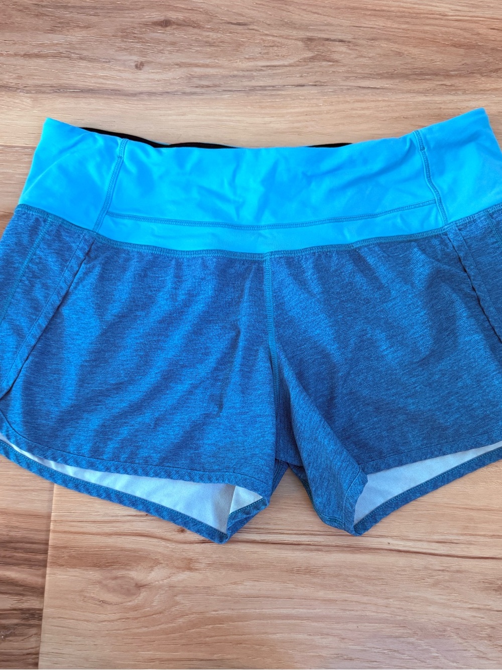 Lululemon 4 inch speed up shorts